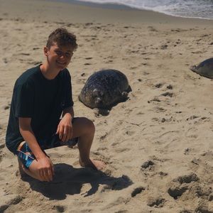 Meet your Posher, Treyden